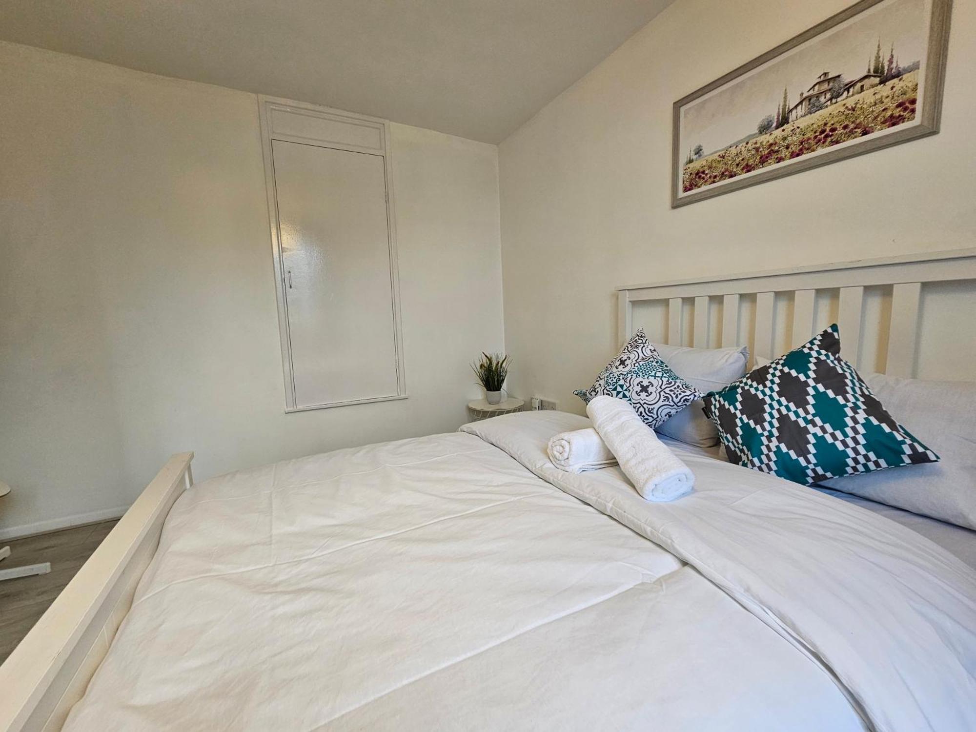 Whitechapel E1 Rooms Лондон Экстерьер фото